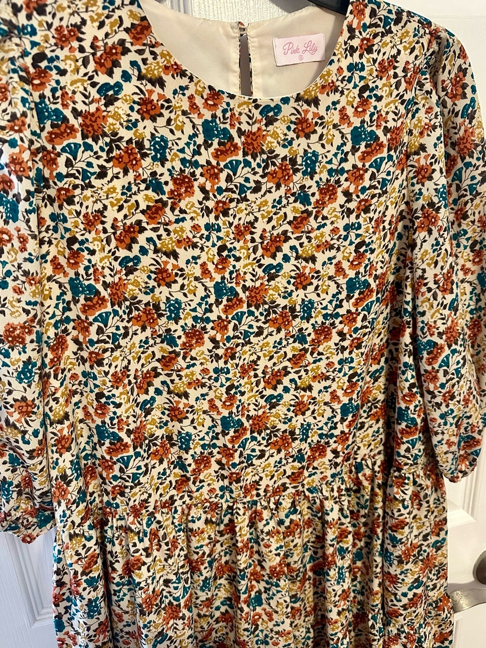 Pink Lily Fall Floral Tiered Dress in Cream, Teal, Rust & Mustard. Size Small!